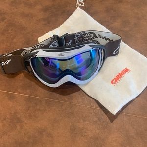 Carrera sports 🥽 goggles youth gently used in great shape